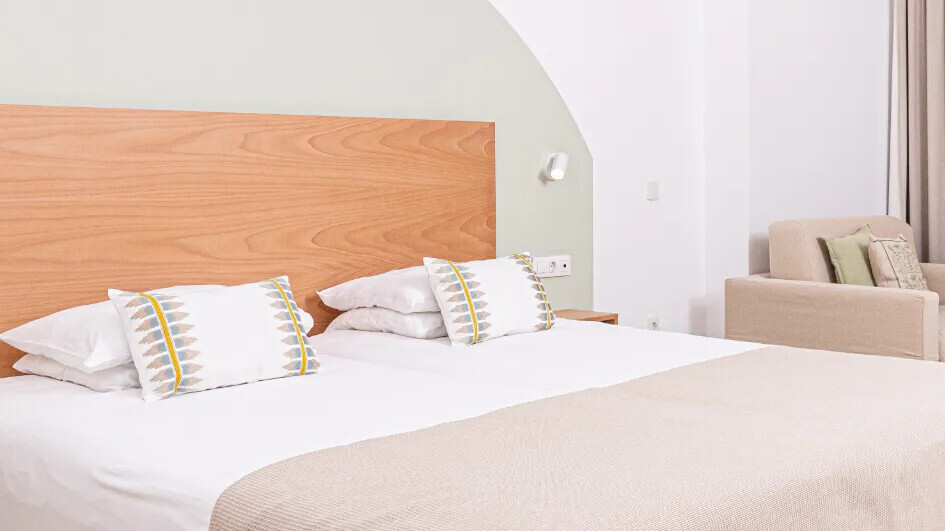 Atlantic Holiday Hotel